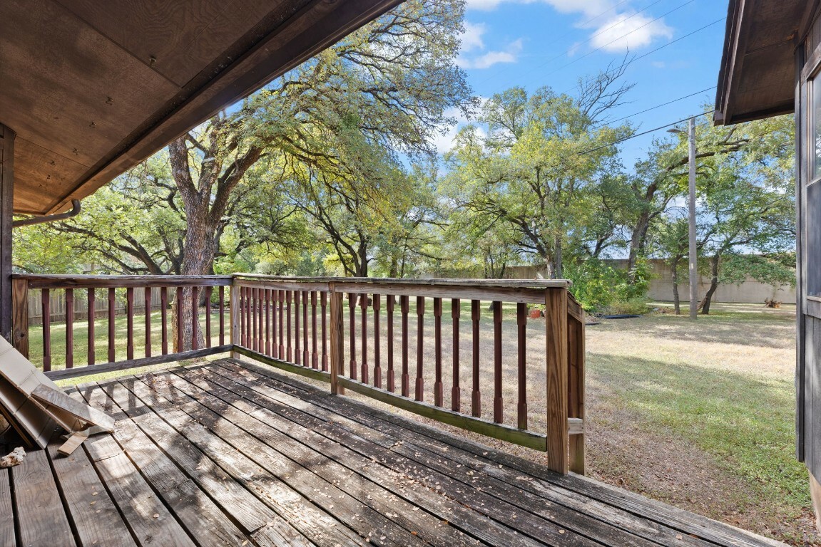 Property Photo:  12601 Beaconsdale Circle  TX 78727 