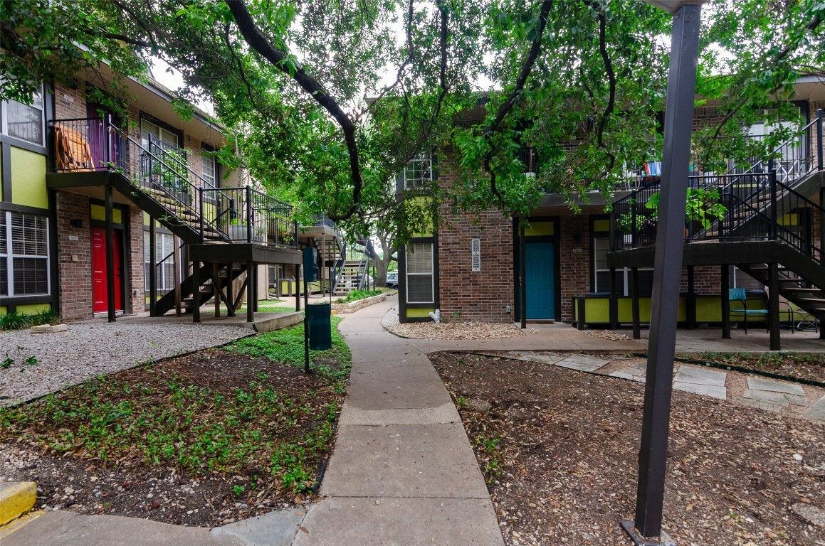 Property Photo:  7685 Northcross Drive 1123  TX 78757 