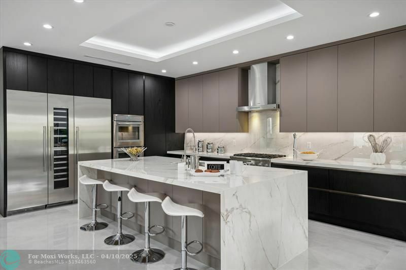 Property Photo: 2620 Aurelia Pl FL 33301