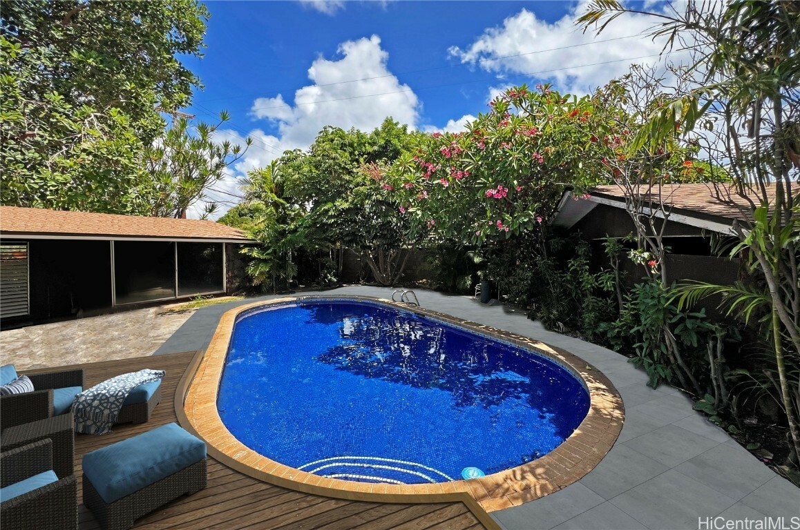 Property Photo:  4947 Kolohala Street  HI 96816 