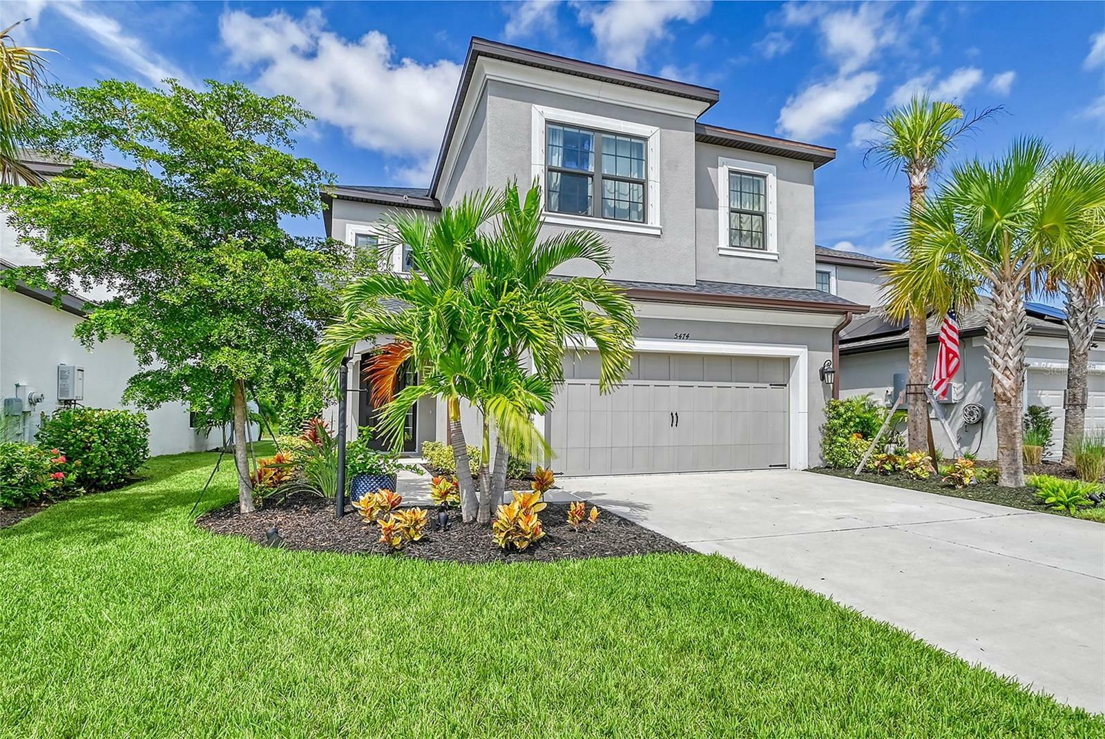 Property Photo:  5474 Summit Glen  FL 34203 