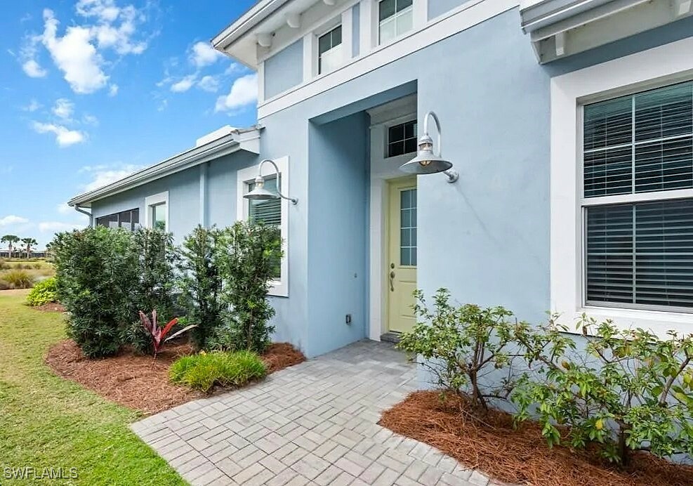 Property Photo:  5716 Highbourne Drive  FL 34113 