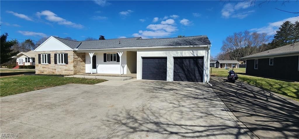 Property Photo:  1987 Newark Road  OH 43701 