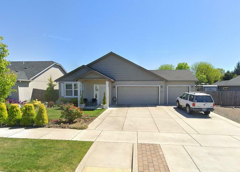 Property Photo:  3358 Ford Drive  OR 97504 