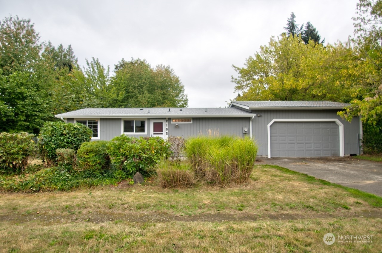 Property Photo:  2102 18th Avenue SE  WA 98501 