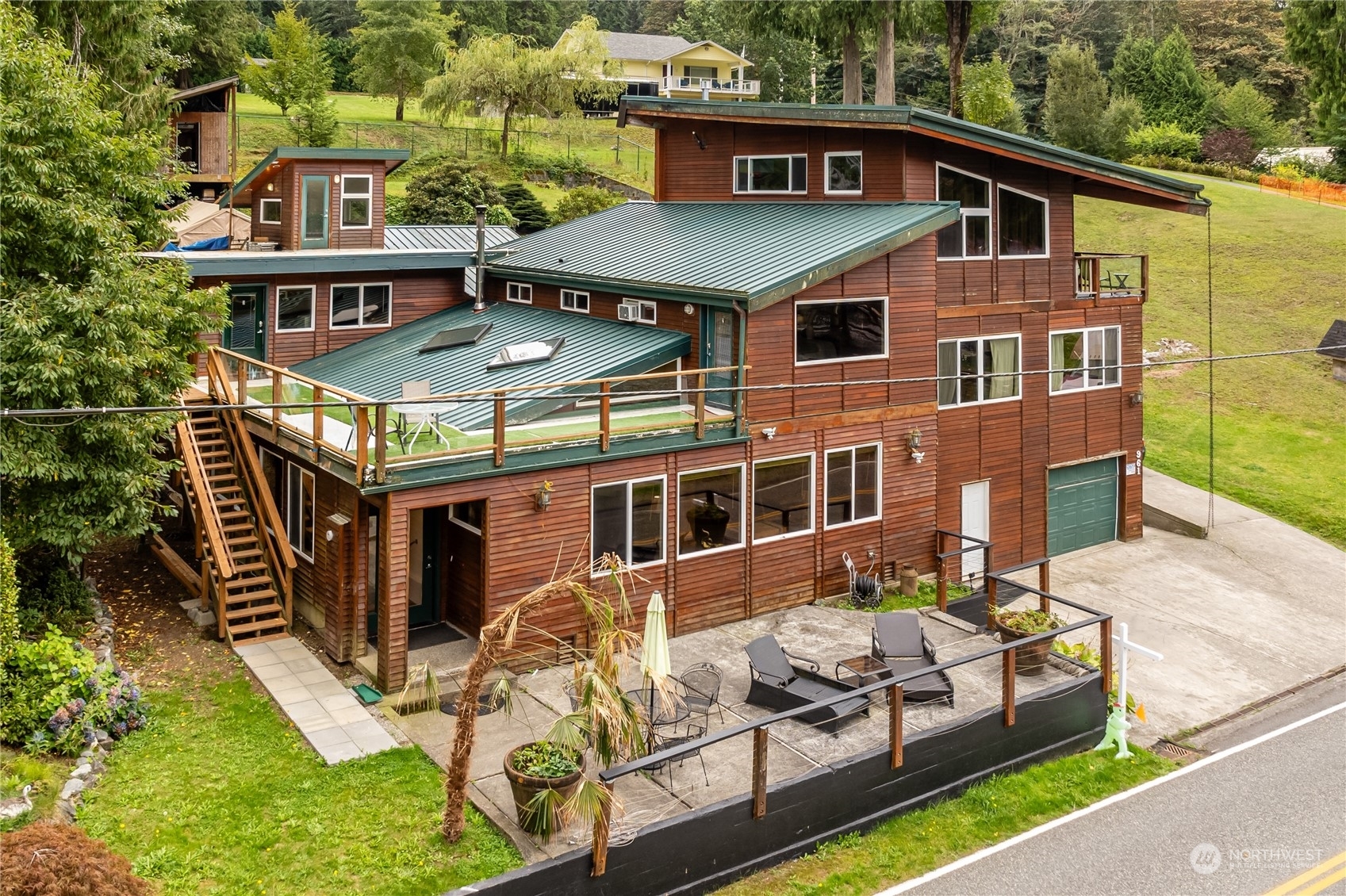 Property Photo:  961 W Lake Samish Drive  WA 98229 