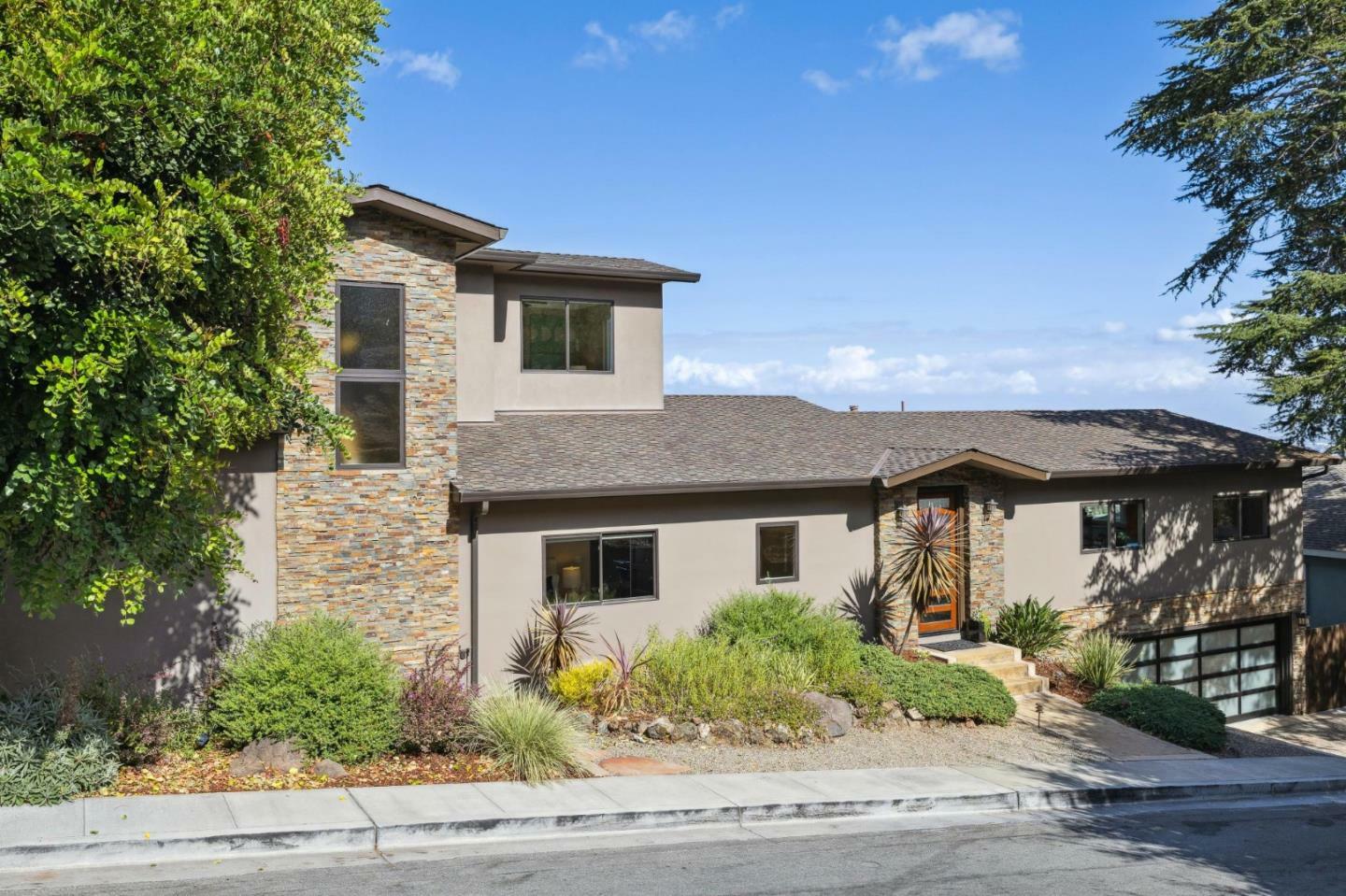 Property Photo:  17 Hillcrest Road  CA 94070 