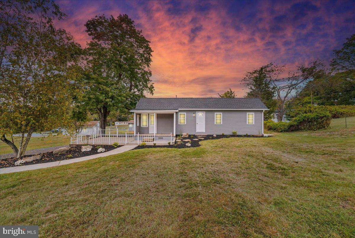 Property Photo:  182 Franklin Heights Road  PA 18235 