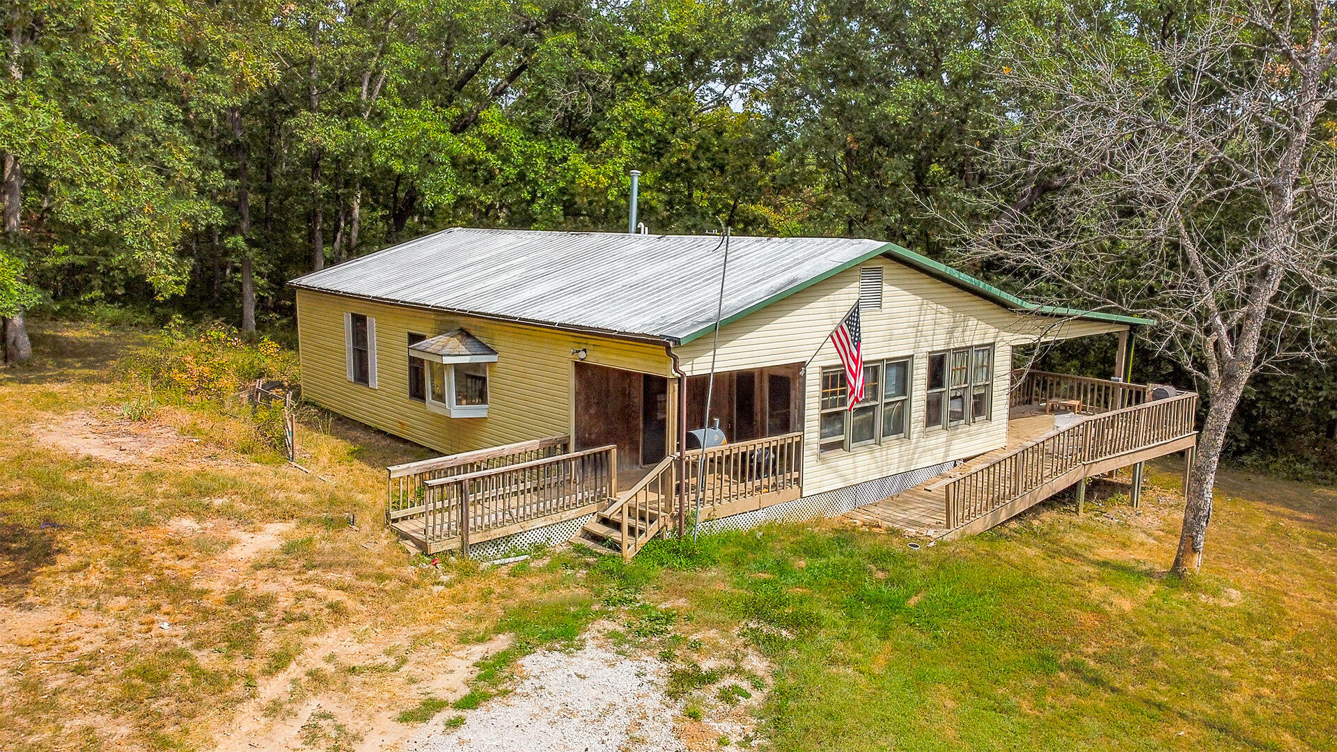 11572 County Road 4019  Holts Summit MO 65043 photo