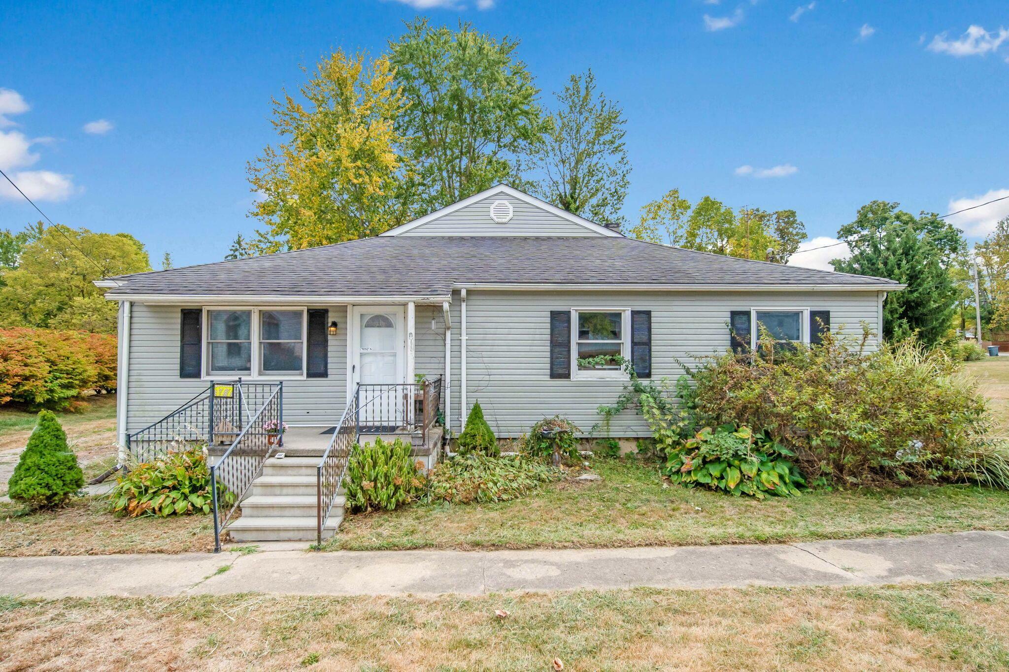 Property Photo:  177 W North Street  OH 43061 