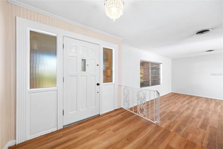 Property Photo:  1330 Webster Street  FL 32804 