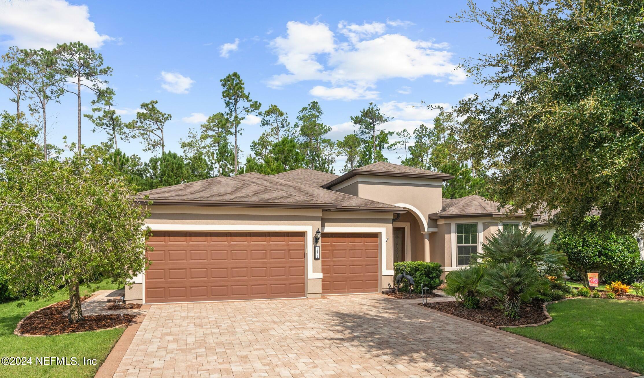 Property Photo:  121 Woodgrove Court  FL 32081 