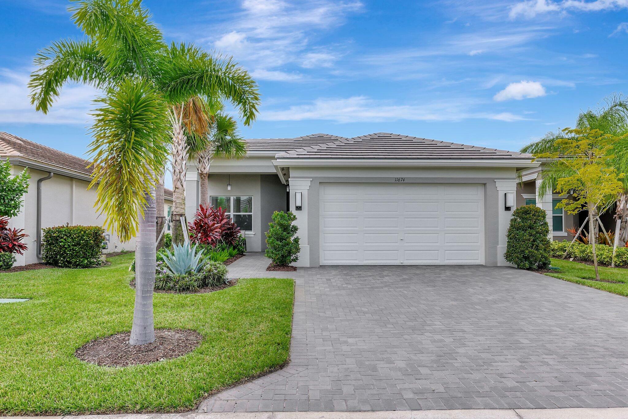 Property Photo:  11674 SW Moon River Way  FL 34987 