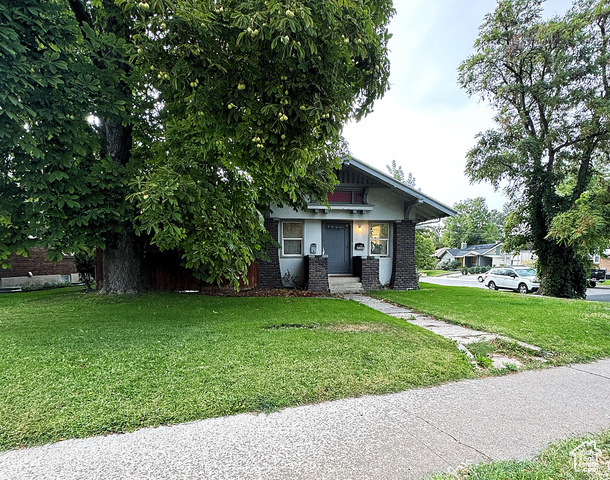 2544 S Highland Dr  Salt Lake City UT 84106 photo