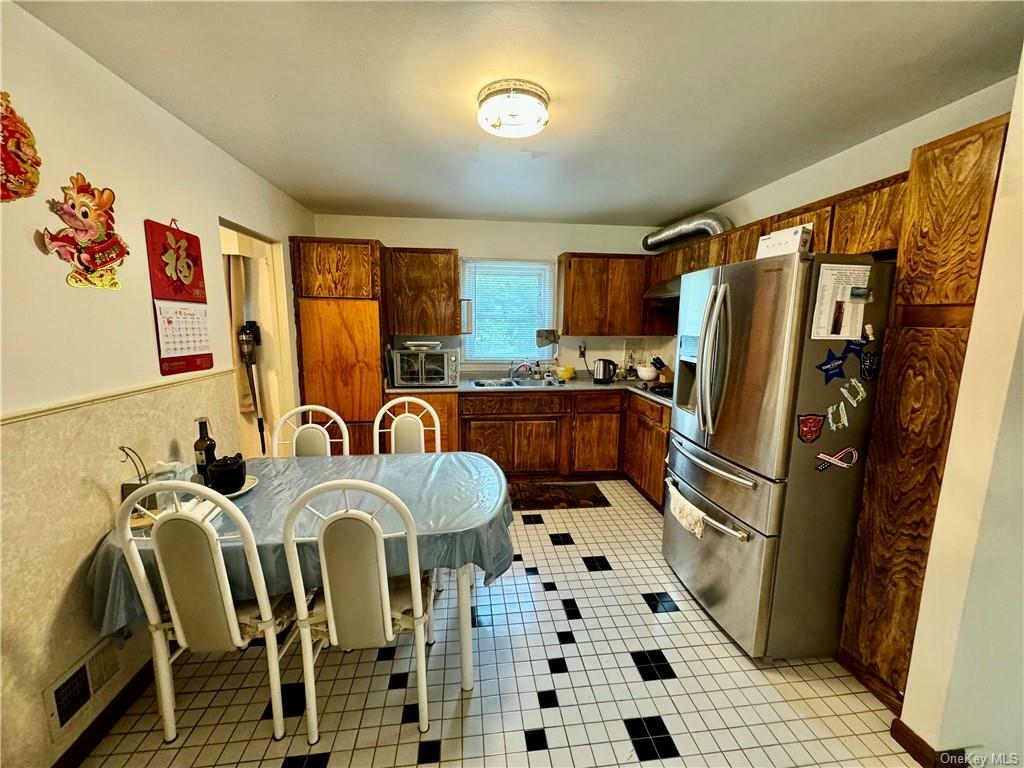 Property Photo:  7 Fleetwood Avenue  NY 10977 