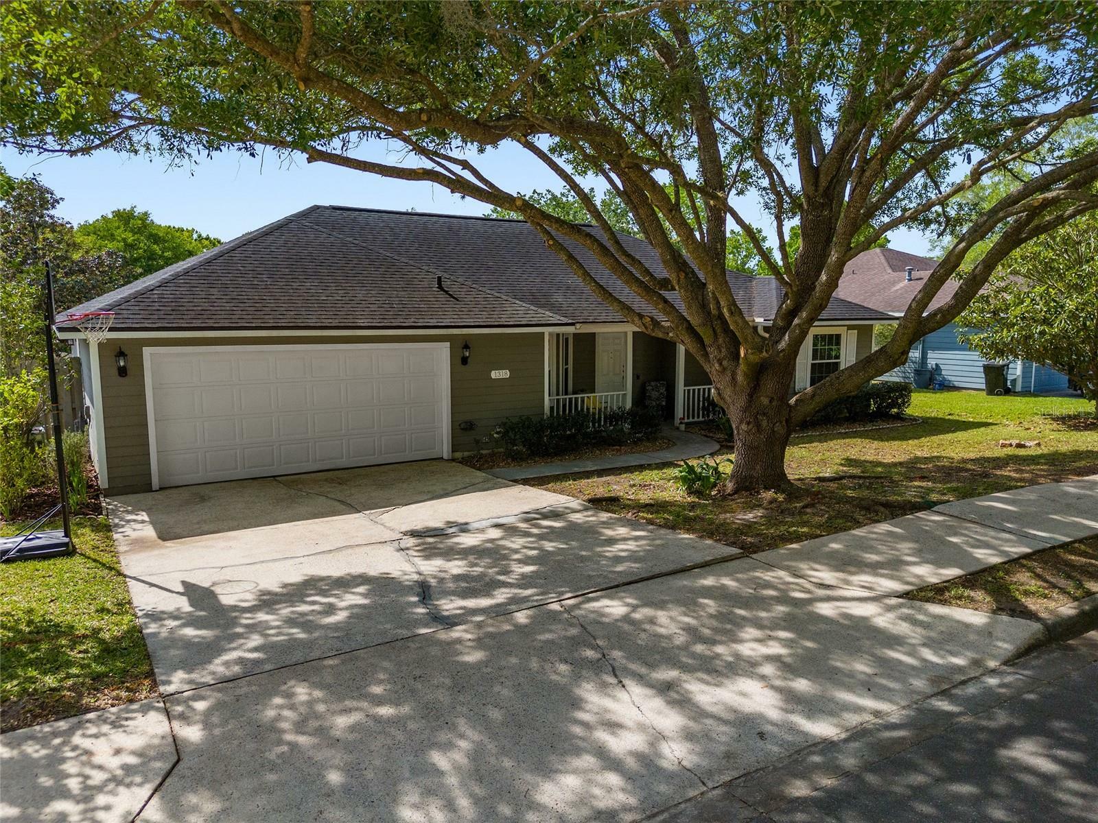 Property Photo:  1318 NW 89th Terrace  FL 32606 