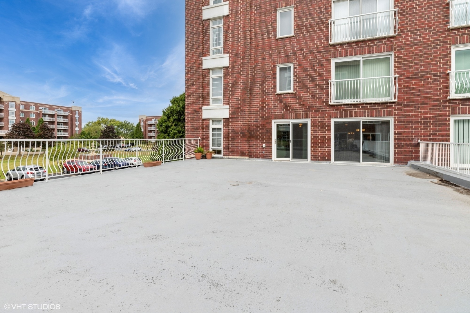 Property Photo:  7041 W Touhy Avenue 209  IL 60714 