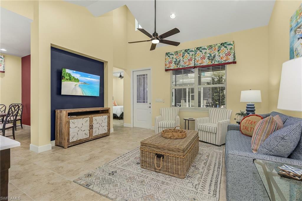 Property Photo:  7290 Saona Ct  FL 34113 