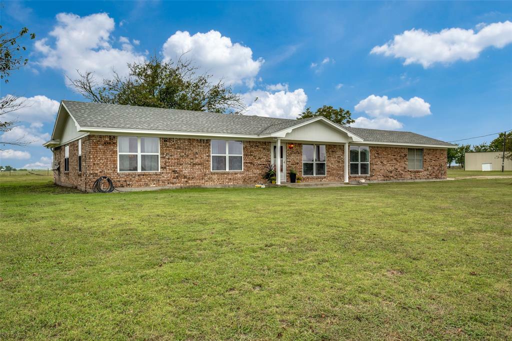 Property Photo:  3396 County Road 302  TX 76252 