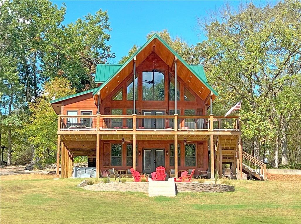 Property Photo:  115 County Road 2120  AR 72631 