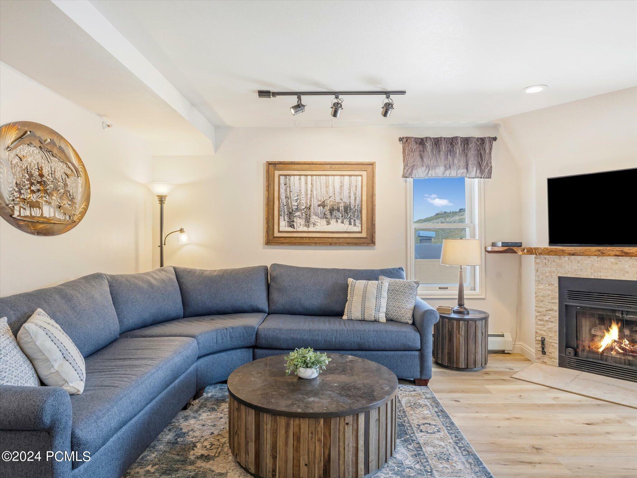 Property Photo: 424 Park Avenue #D UT 84060