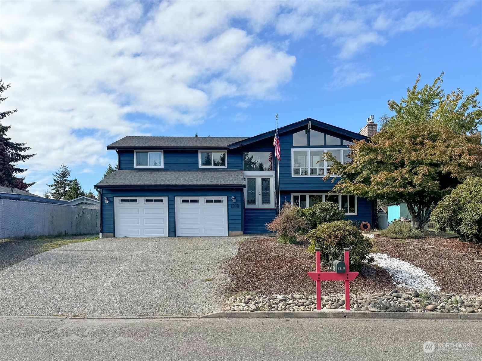 Property Photo:  1318 S N Street  WA 98363 