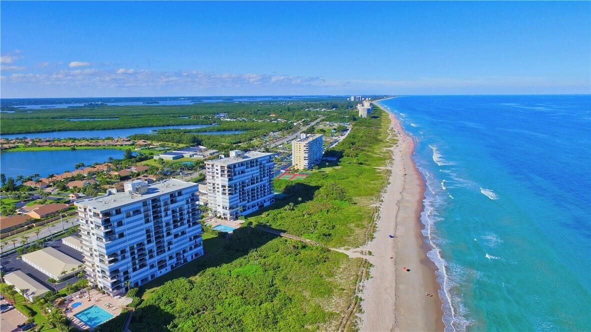 Property Photo:  3120 N Highway A1a 1302  FL 34949 