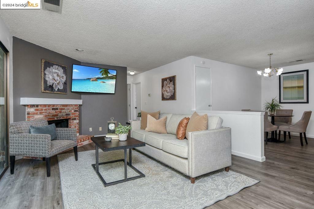 Property Photo:  1577 London Cir  CA 94510 