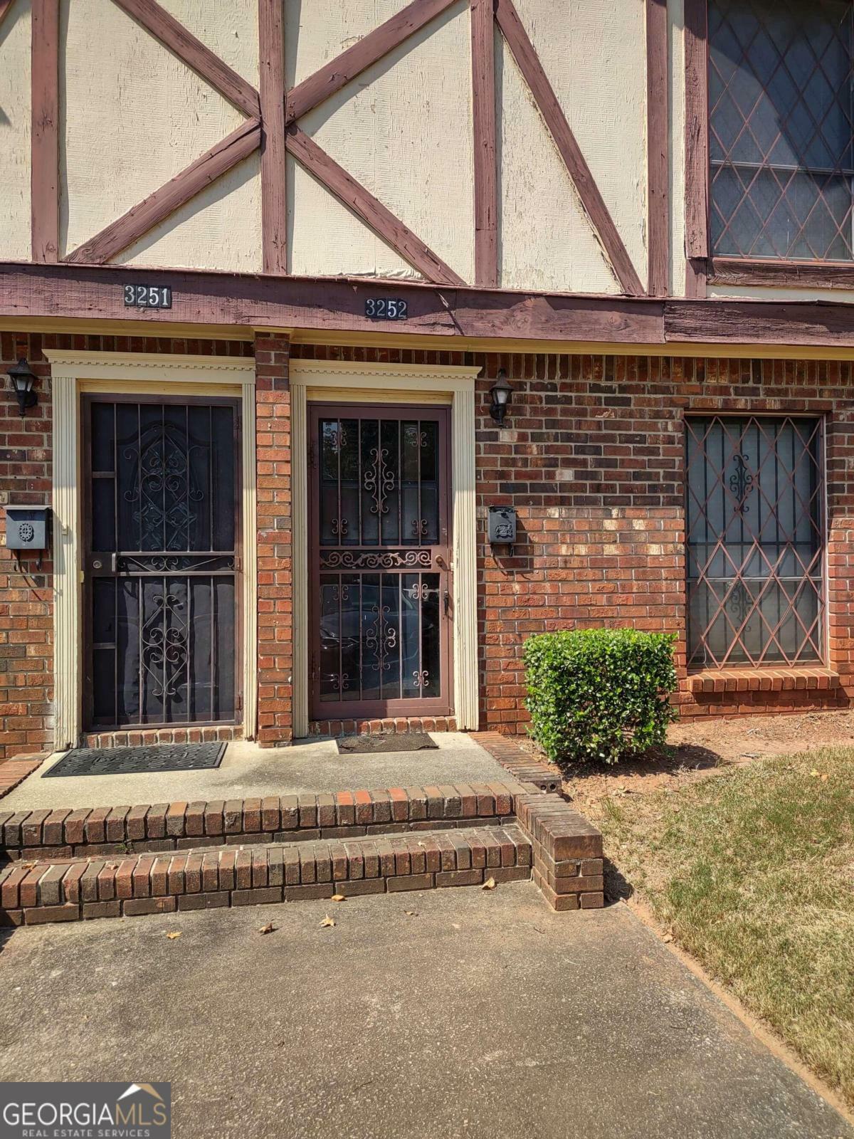 Property Photo:  3252 Abbeywood Drive  GA 30034 