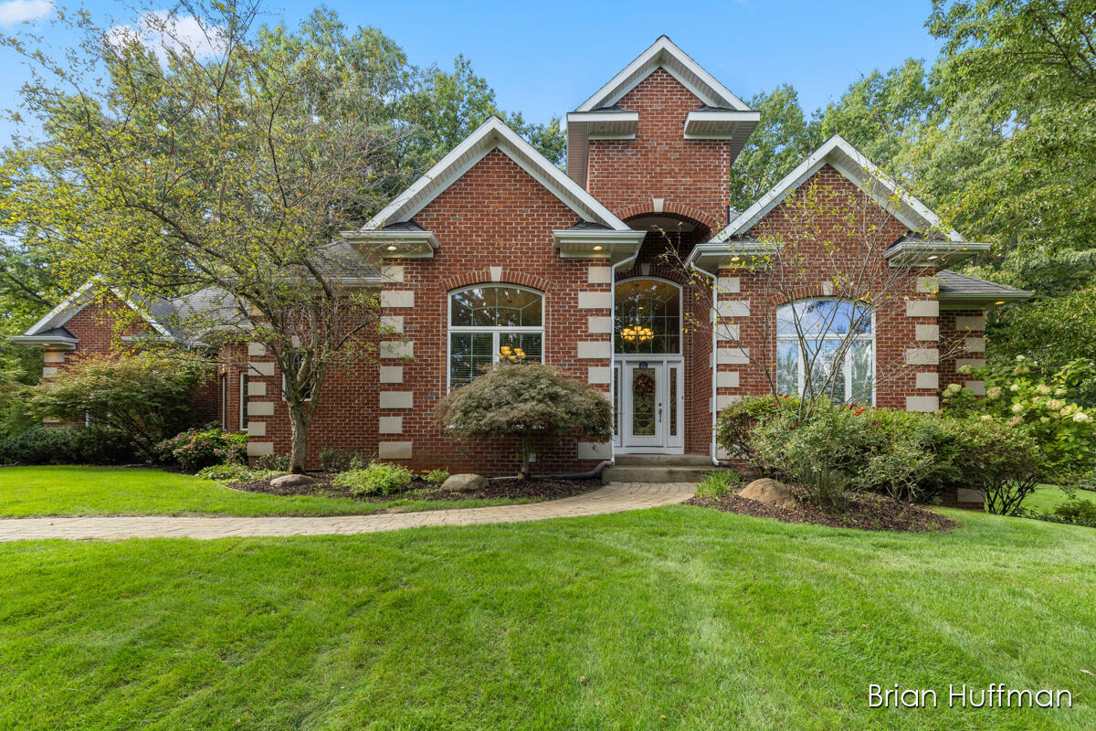 Property Photo:  1747 Flowers Mill Drive NE  MI 49525 