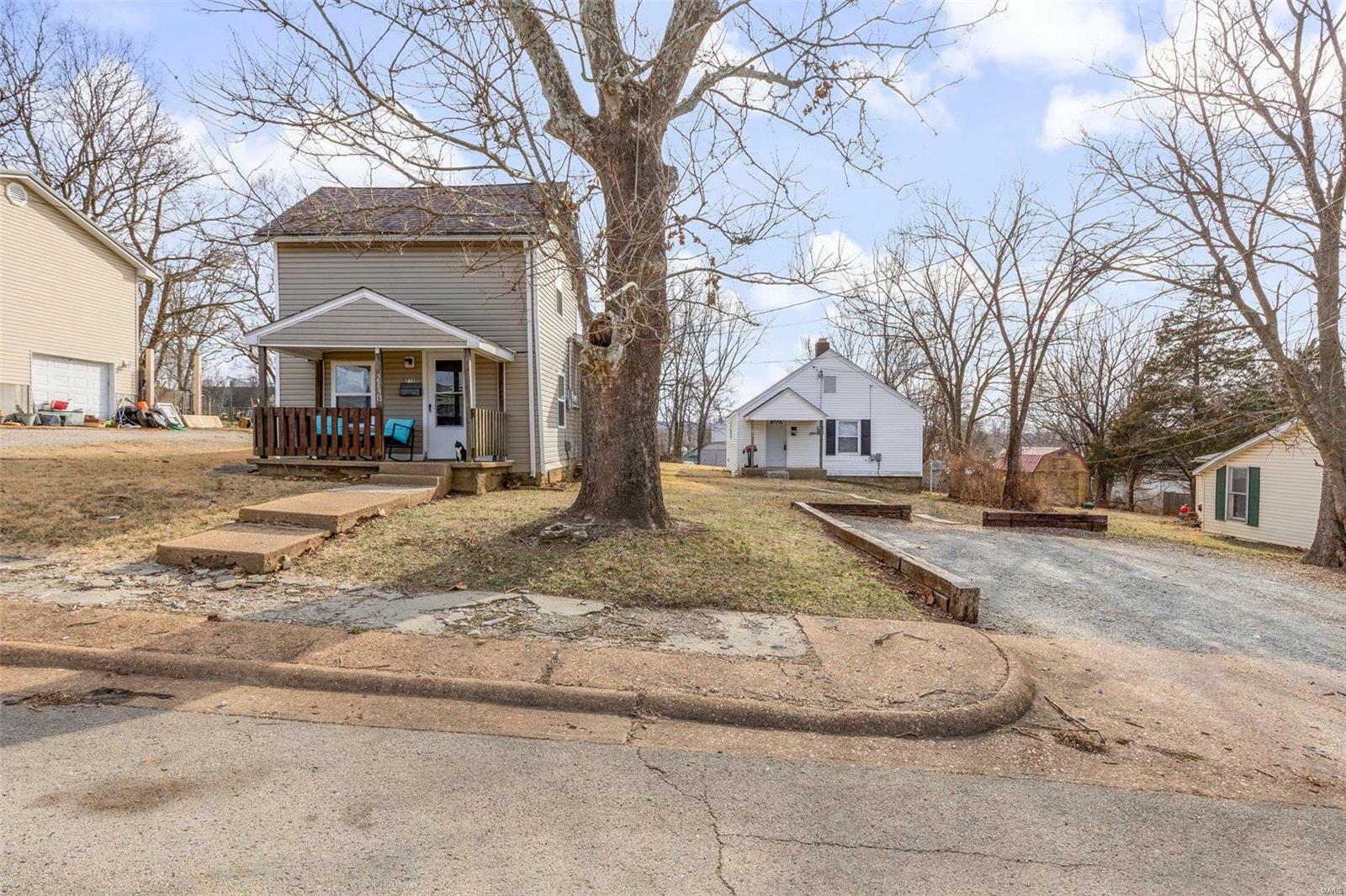 Property Photo:  213 Houser Street  MO 63601 