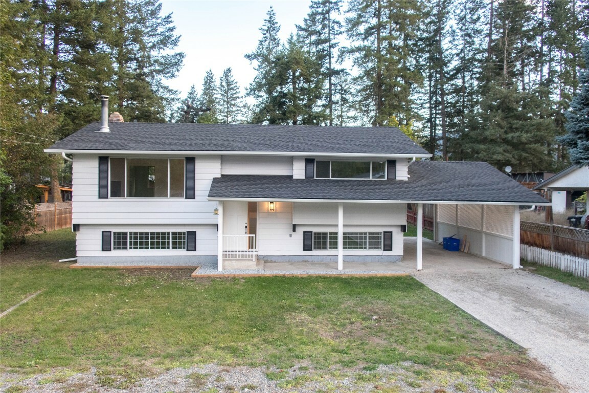 Property Photo:  728 Arbutus Road  BC V0E 2G7 