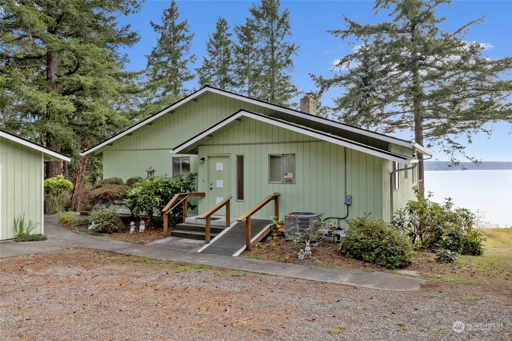 Property Photo:  1124 Queets Drive  WA 98333 