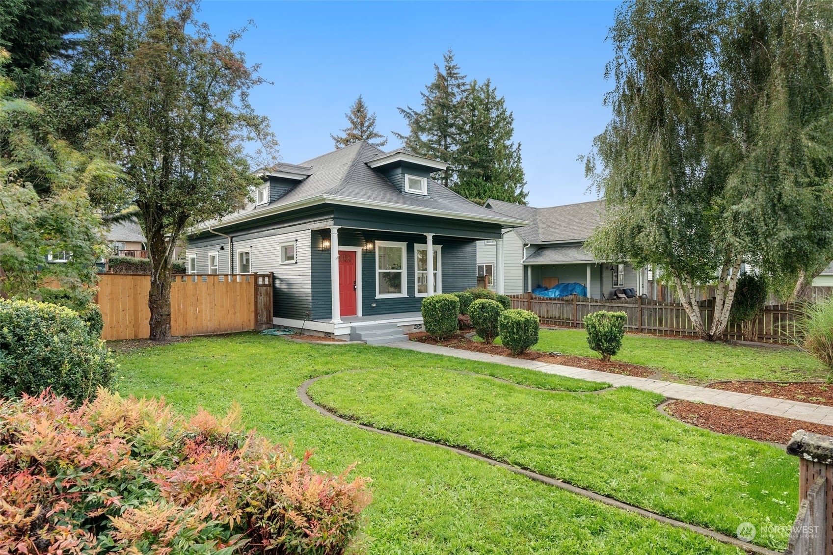 Property Photo:  4840 Yakima Avenue  WA 98408 