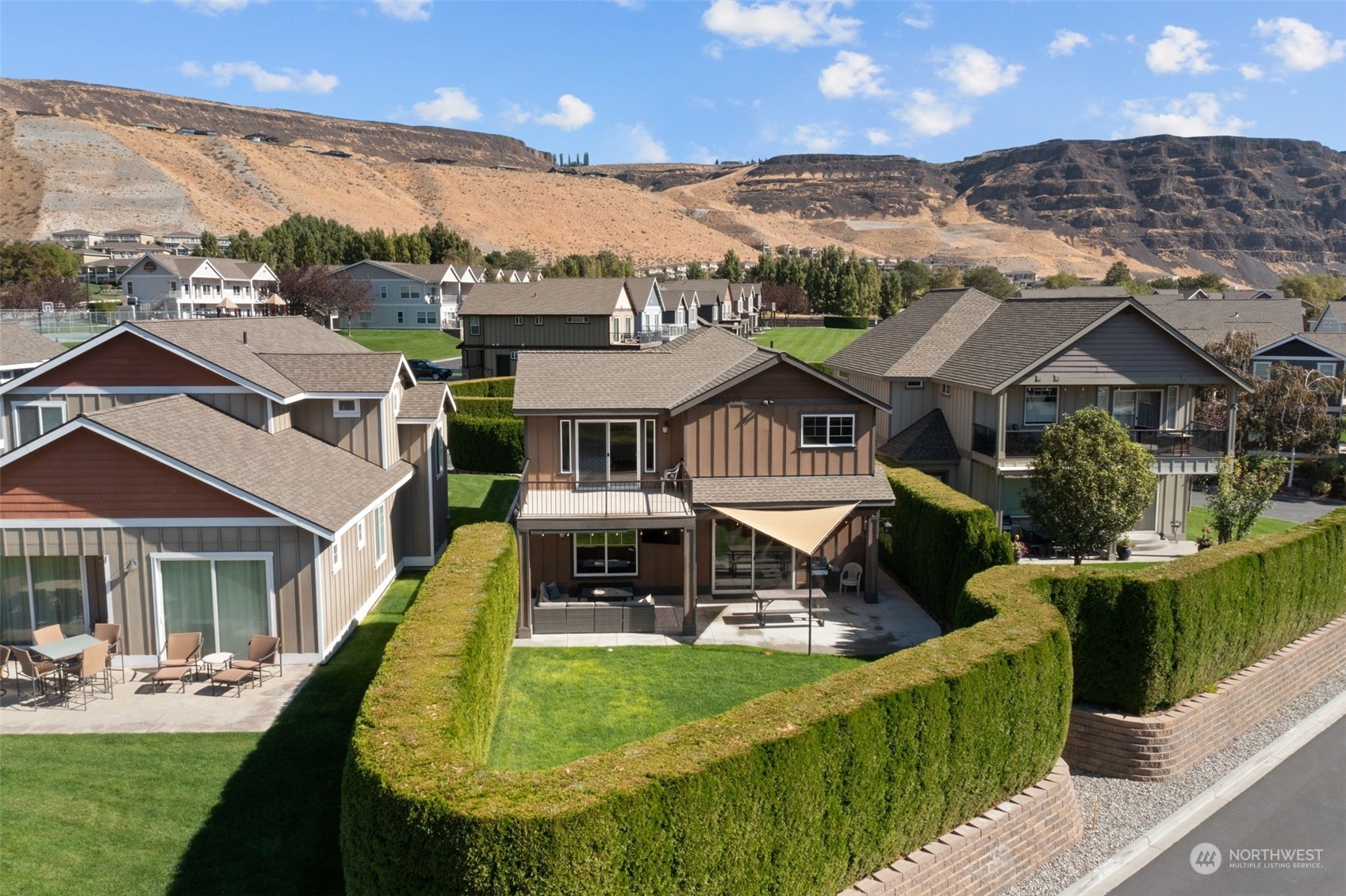 Property Photo: 9426 Yakima Lane NW WA 98848