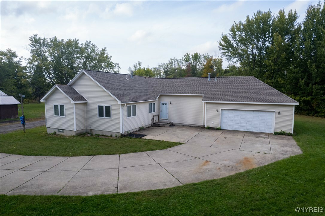 Property Photo: 505 Cain Road NY 14006