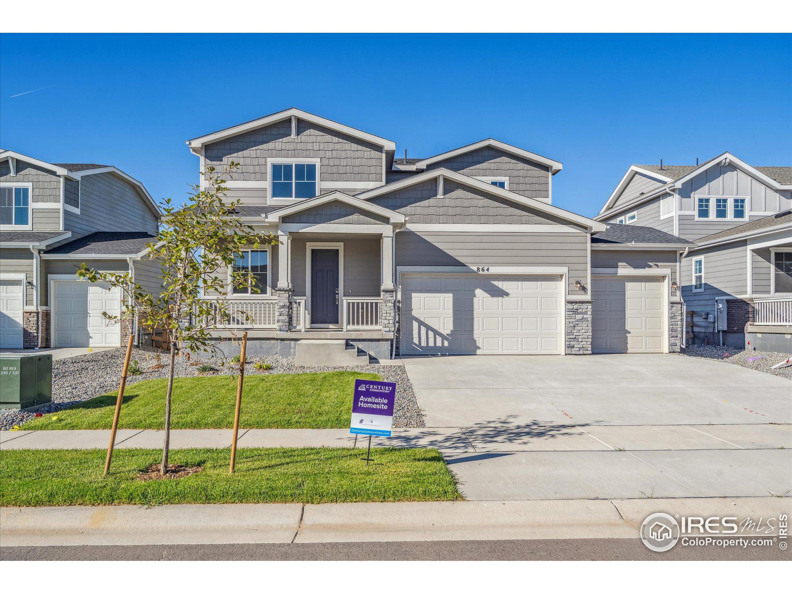 Property Photo: 864 Hummocky Way CO 80550