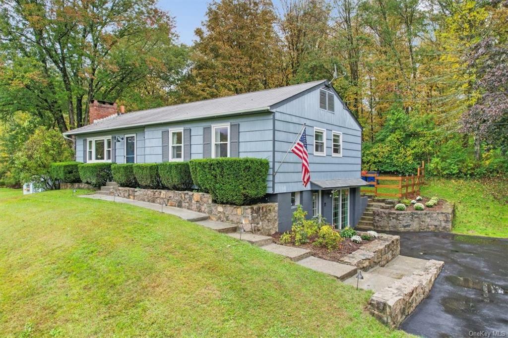 Property Photo:  21 Hoyt Road  NY 12594 