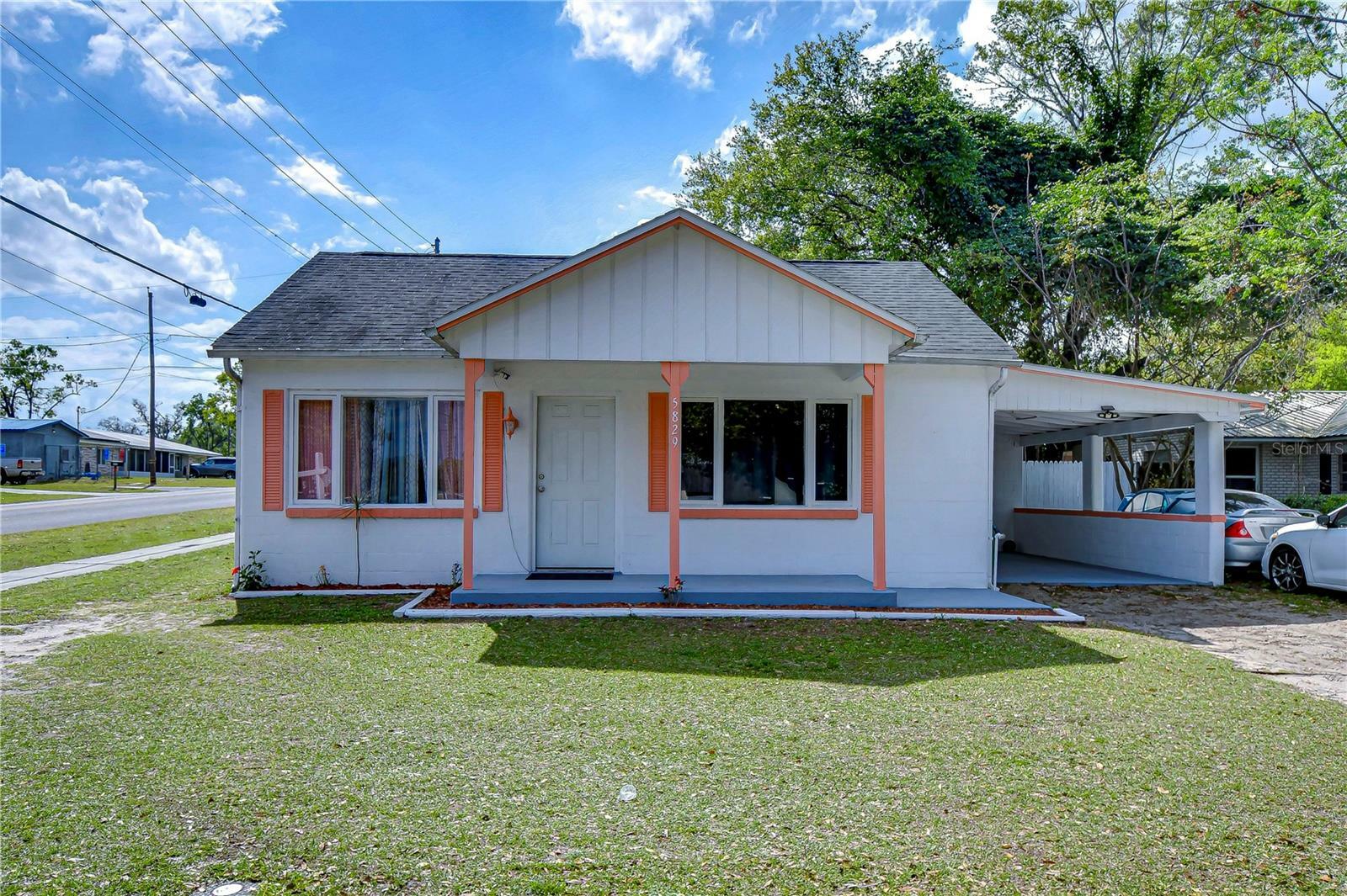 Property Photo: 5829 12th Street FL 33542
