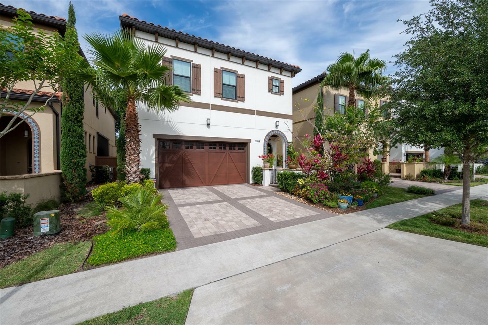 Property Photo:  8304 Via Vittoria Way  FL 32819 