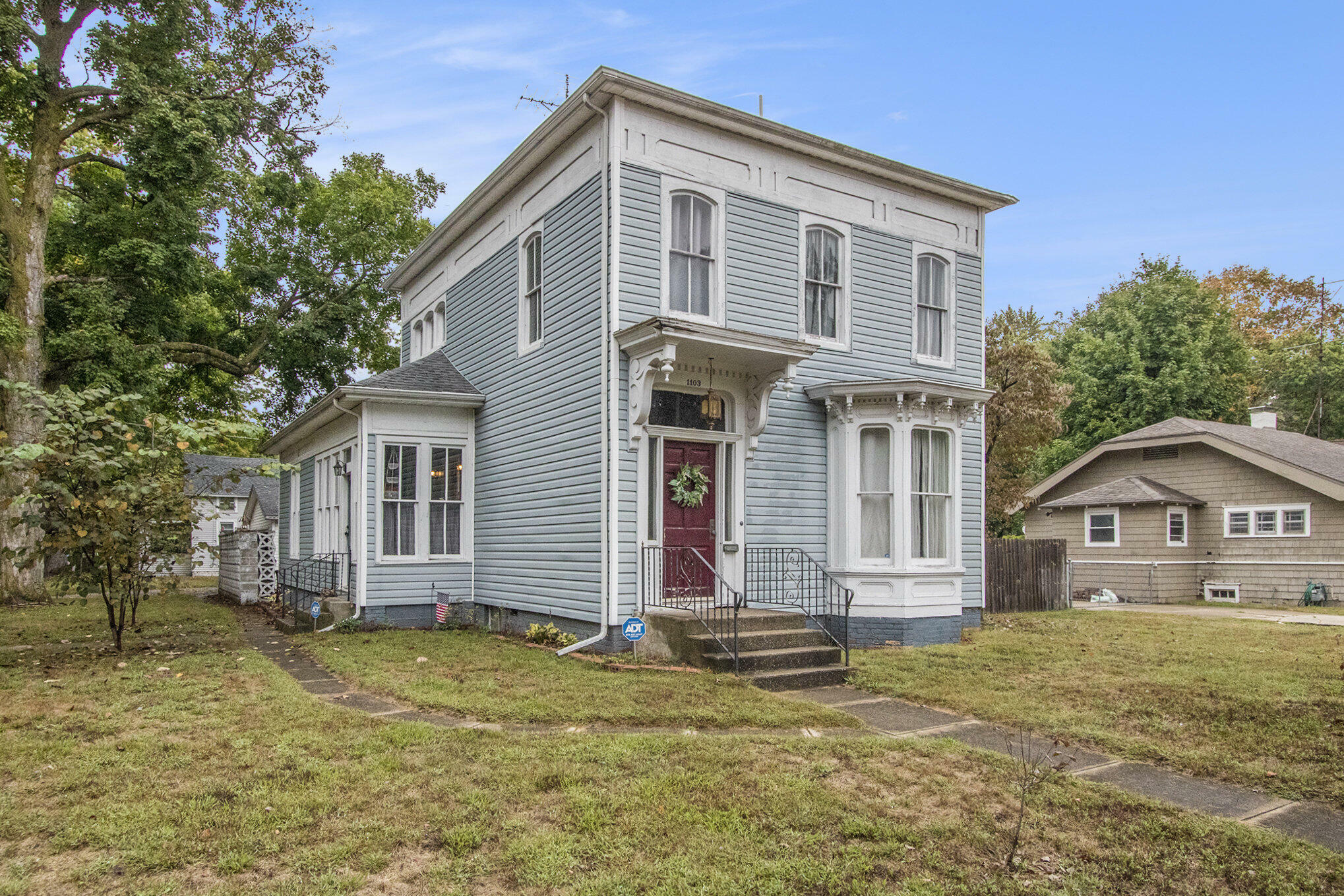 Property Photo:  1103 Regent Street  MI 49120 