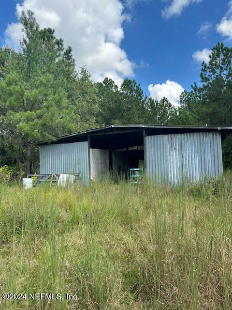 Property Photo: 5040 Mendoza Trail FL 32656