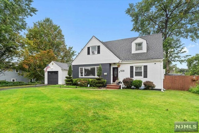 Property Photo:  638 Robinson Terrace  NJ 07083 