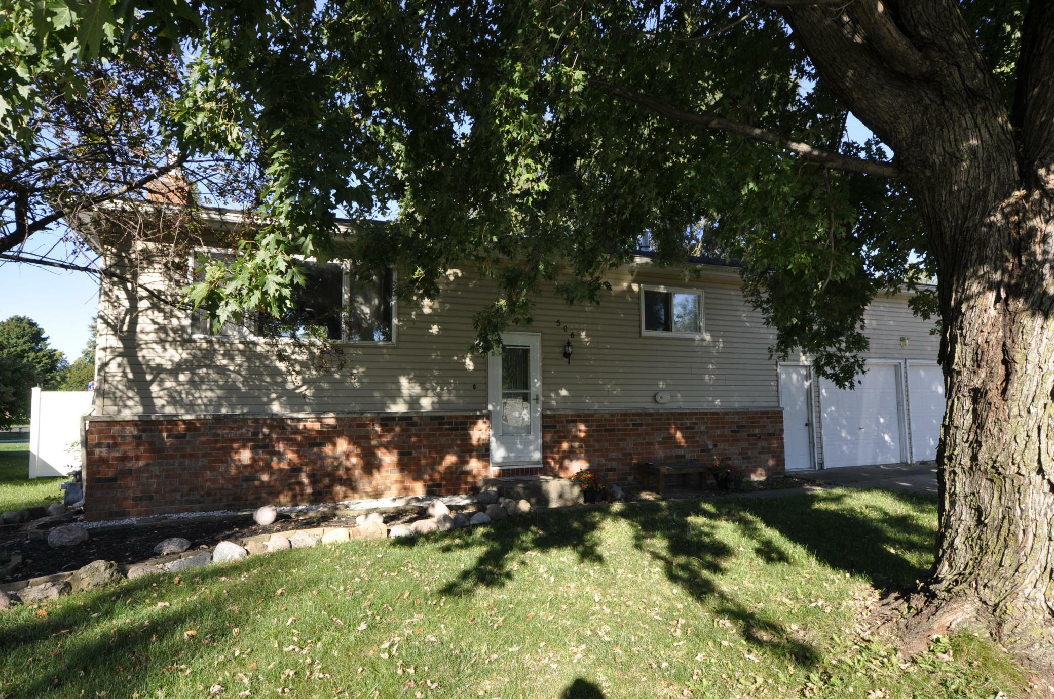 Property Photo:  506 Saint Martin Avenue  MN 55972 