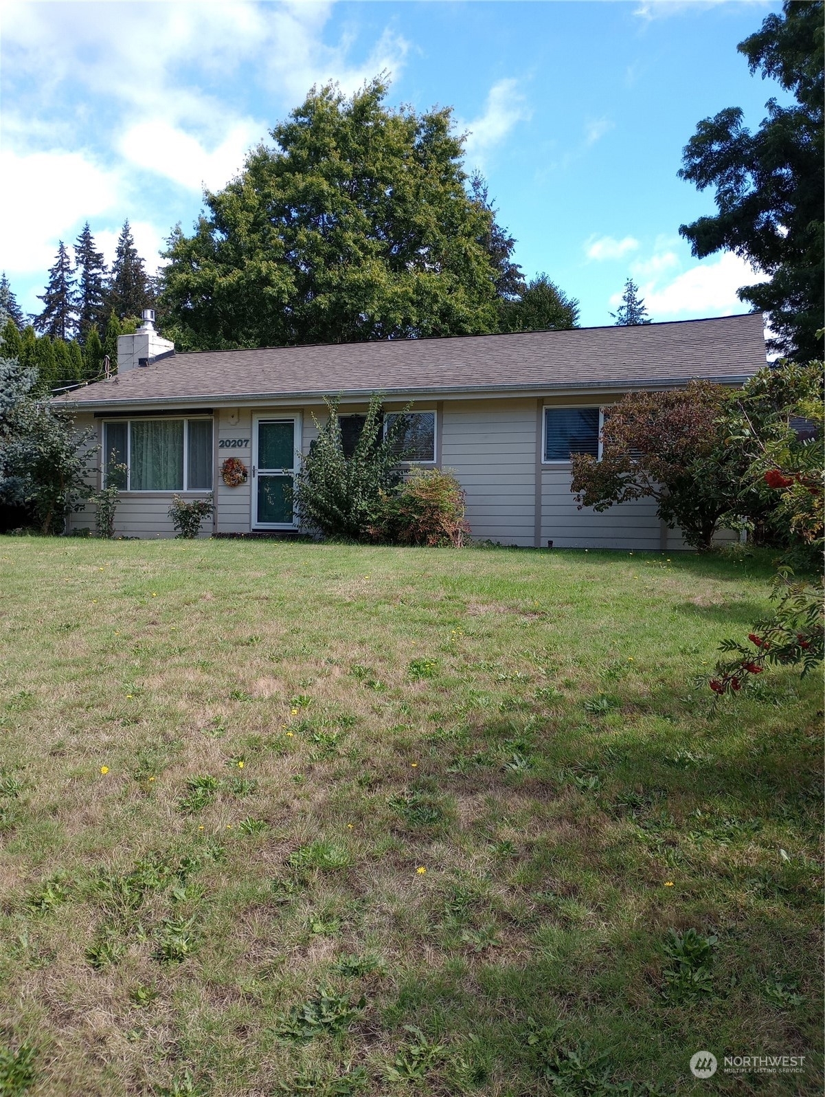 Property Photo:  20207  60th Avenue W  WA 98036 