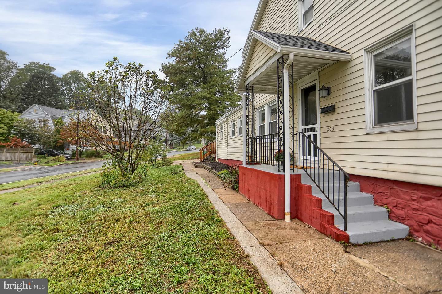 Property Photo:  203 Susquehanna Avenue  PA 17025 