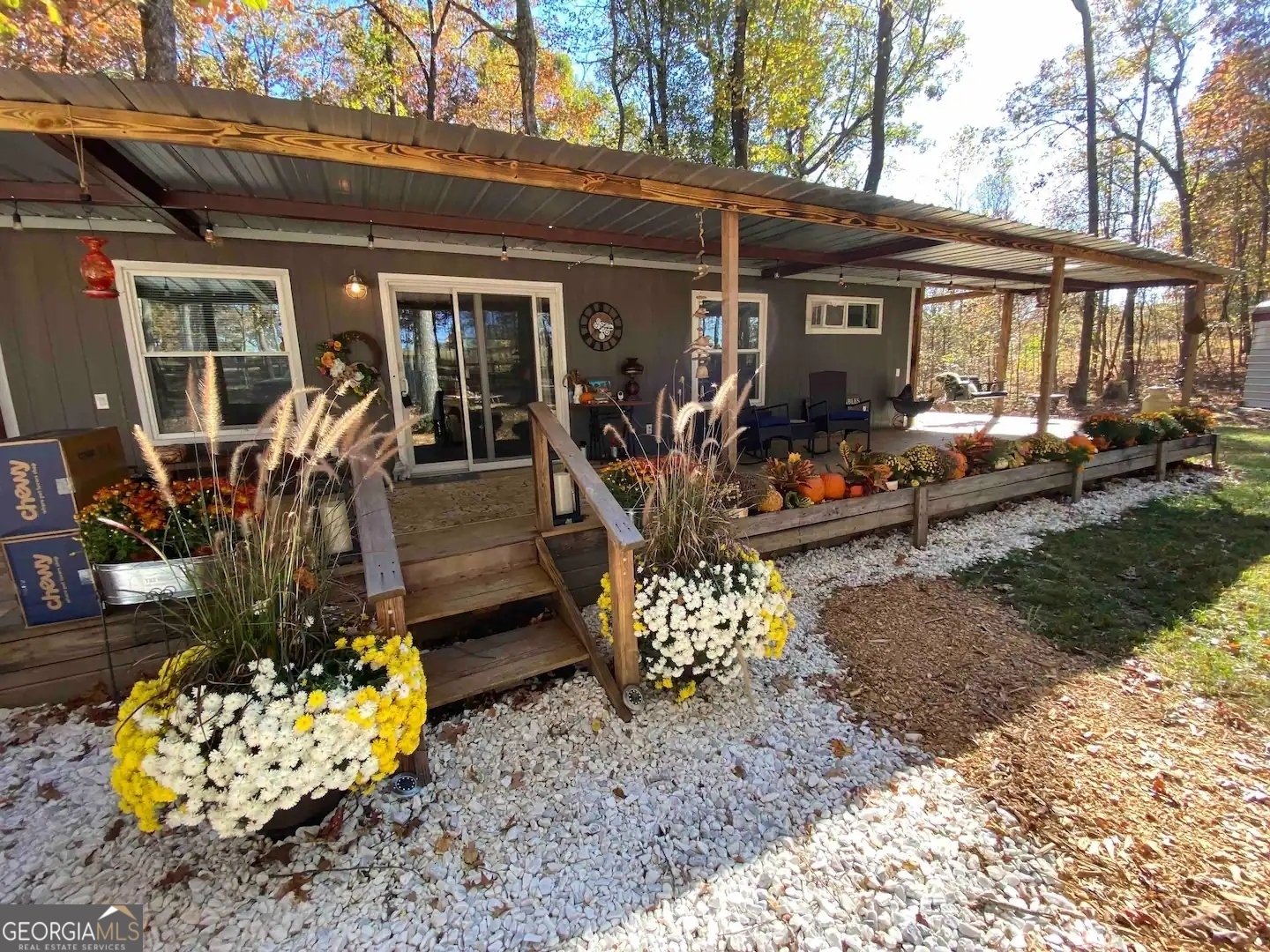 Property Photo:  305 Golf Course Rd  GA 30731 