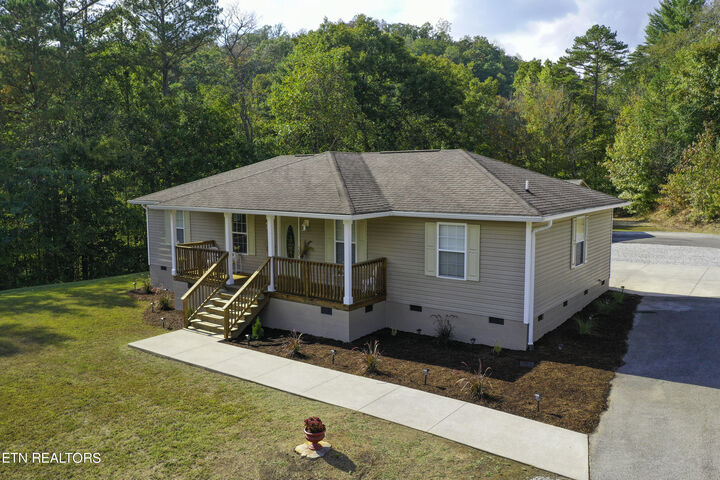 457 Shady Rd  Oliver Springs TN 37840 photo
