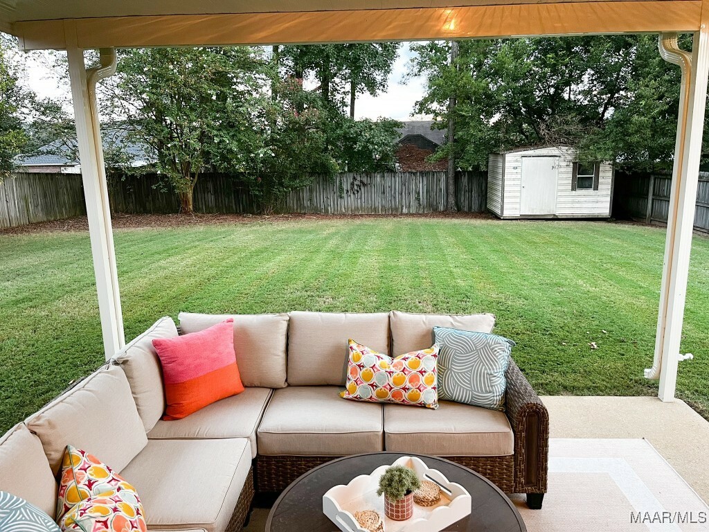 Property Photo:  1773 Edinburgh Street  AL 36066 