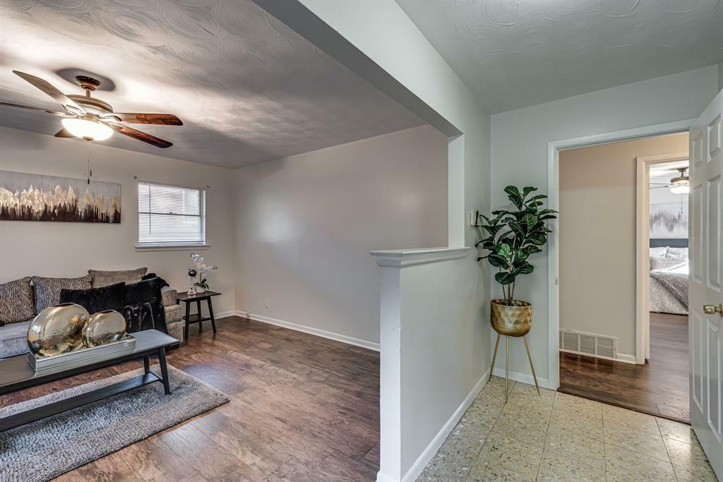 Property Photo:  3511 Burlingdell Avenue  TX 75211 